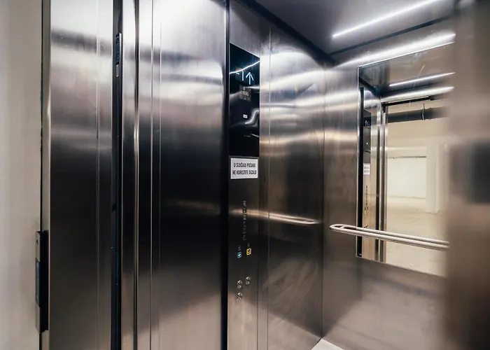 Rixos Private Parking Garage *