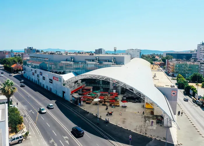 Rixos Private Parking Garage *